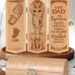 The Righteous Man Walks In His Integrity - Personalized Openable Wooden Cylinder Sculpture Of Jesus Christ-faithregion (2)
